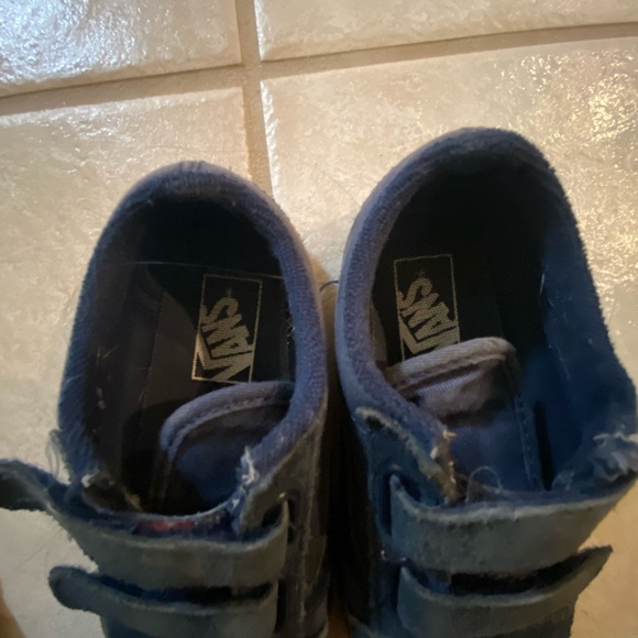 Toddler boy Navy Velcro strapped tennis shoes size 9 from VANs. - Picture 3 of 5